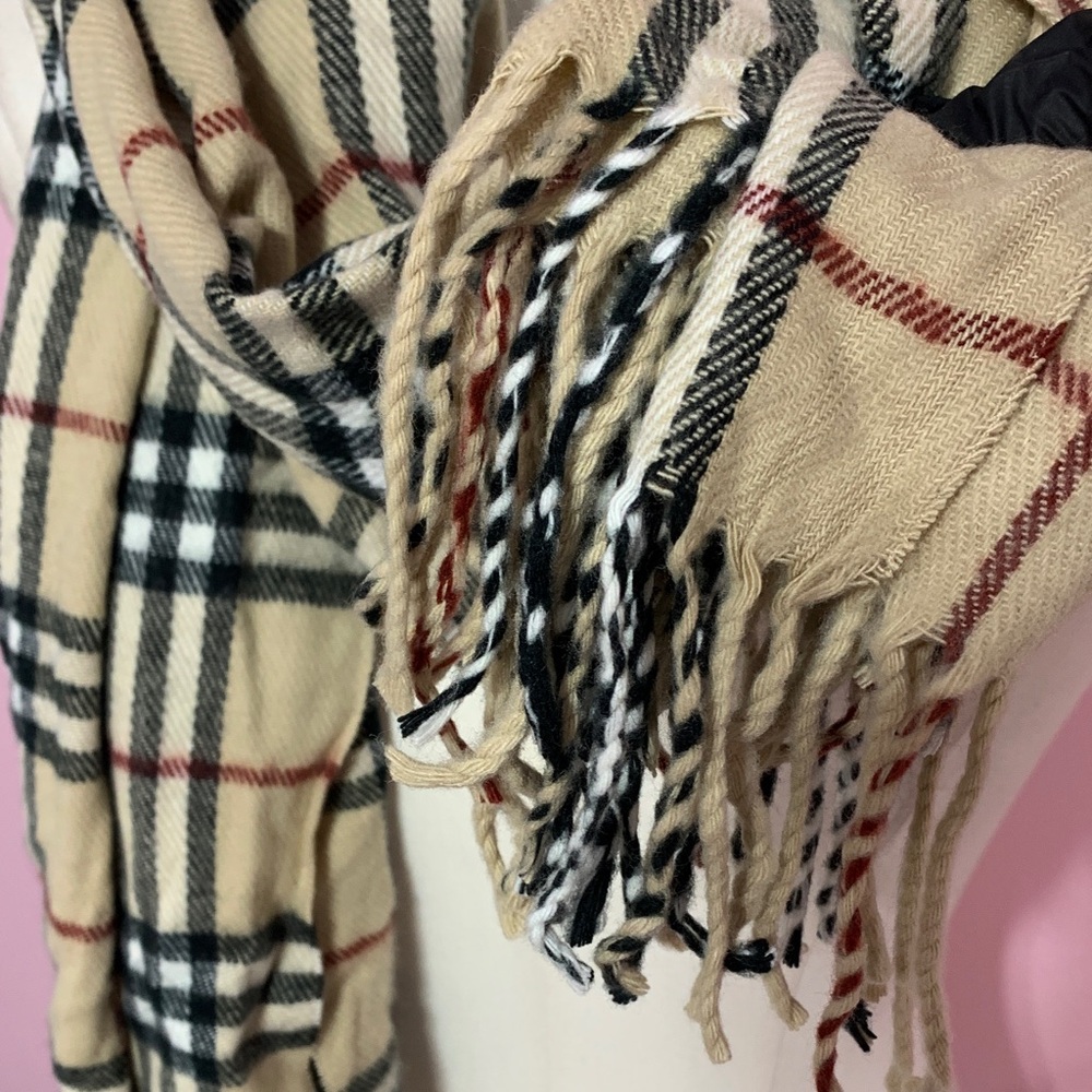 Designer-Inspired Plaid Fringe Scarf - Picture 6 of 7